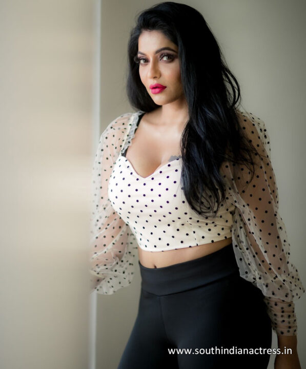 Reshma Pasupuleti hot stills in polka dot dress