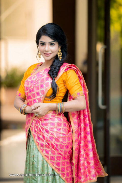 Kollywood actress Pavithra Lakshmi in half saree stills HD