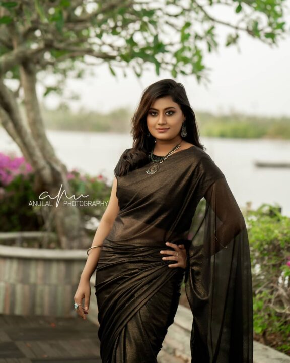 Ansiba Hassan in black saree photos