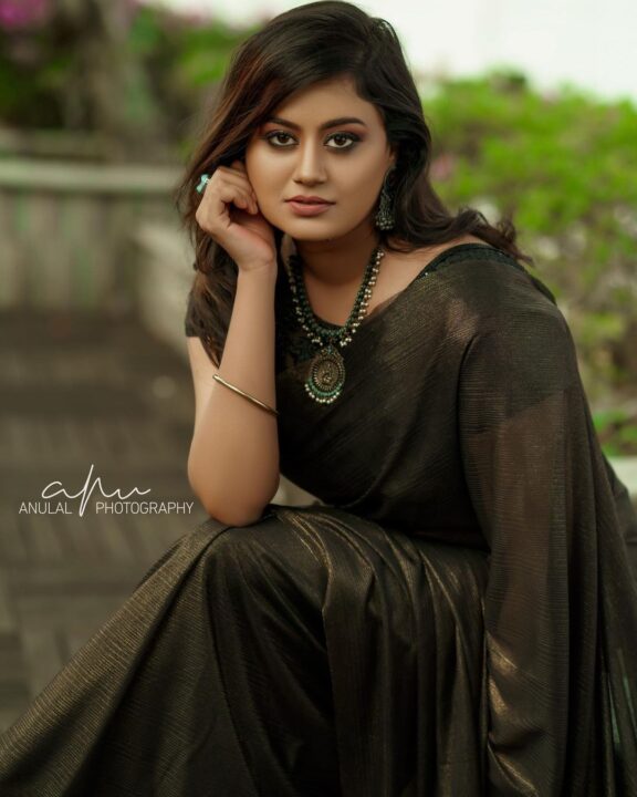Ansiba Hassan in black saree photos