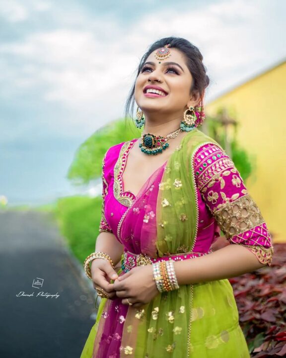 Delna Davis in Kanchipuram silk lehenga photos