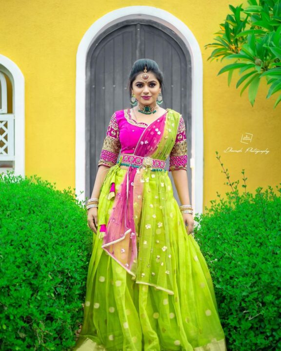 Delna Davis in Kanchipuram silk lehenga photos