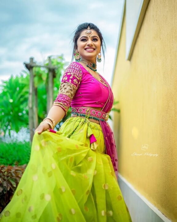 Delna Davis in Kanchipuram silk lehenga photos