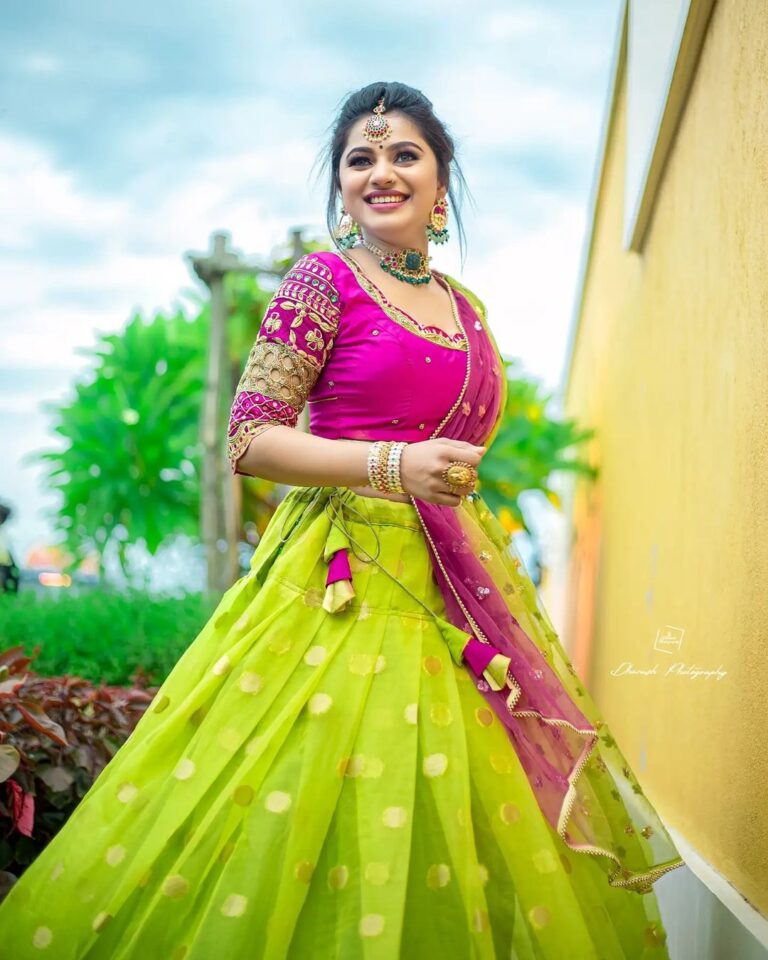 Delna Davis in Kanchipuram silk lehenga photos - South Indian Actress