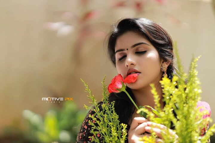 Padatha Painkili serial actress Maneesha Mahesh photoshoot