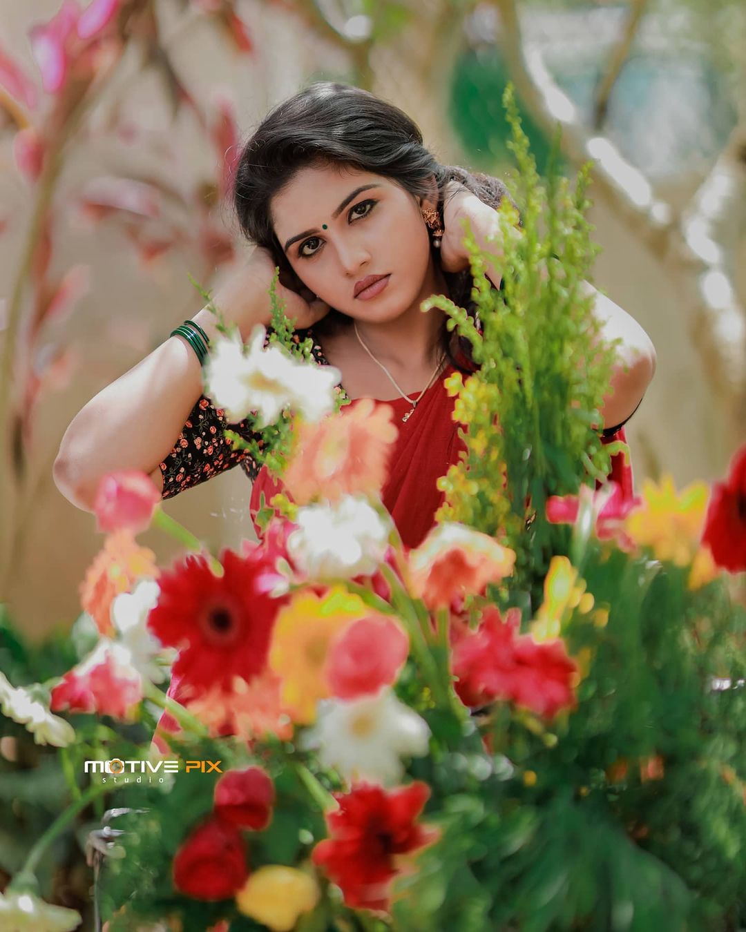 malayalam serial actress kundi photos of flowers