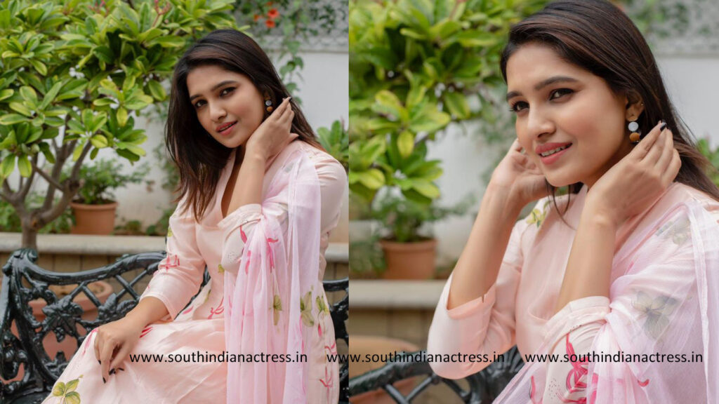 Vani Bhojan in peach silk kurta photos