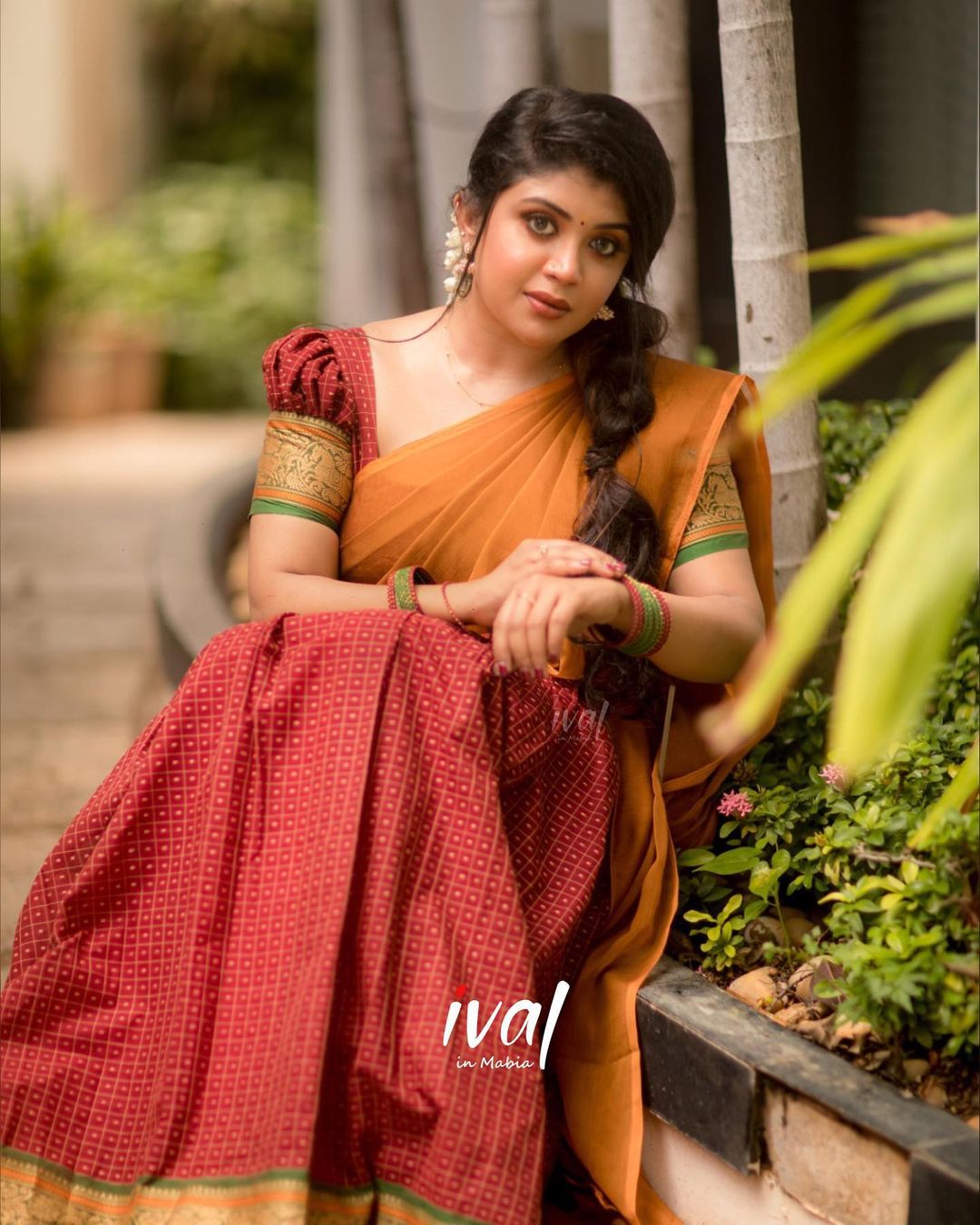 Gayathri Shan in half saree photos - South Indian Actress