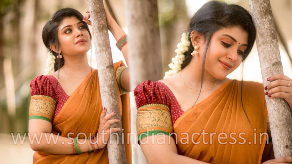 Gayathri Shan in half saree photos