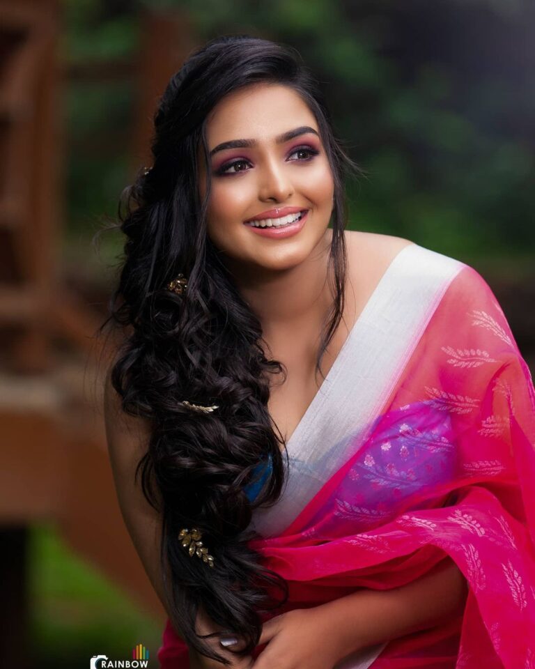 Kaustubha Mani in pink organza saree photos - South Indian Actress