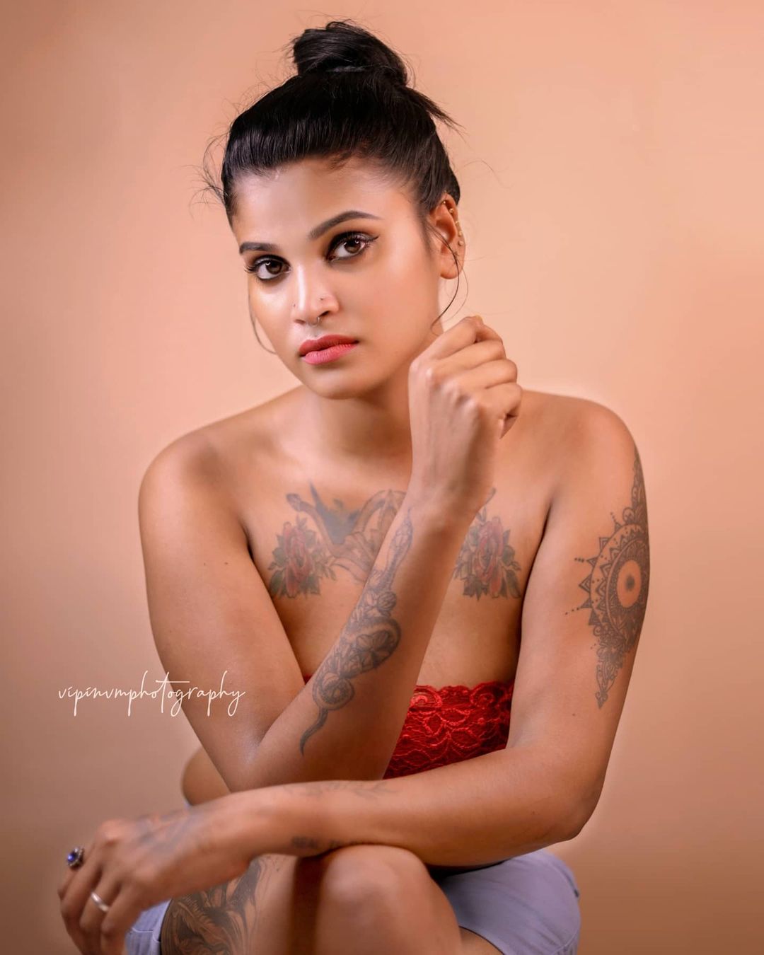 Kerala model Dhanya Nath sizzling photoshoots - South Indian Actress