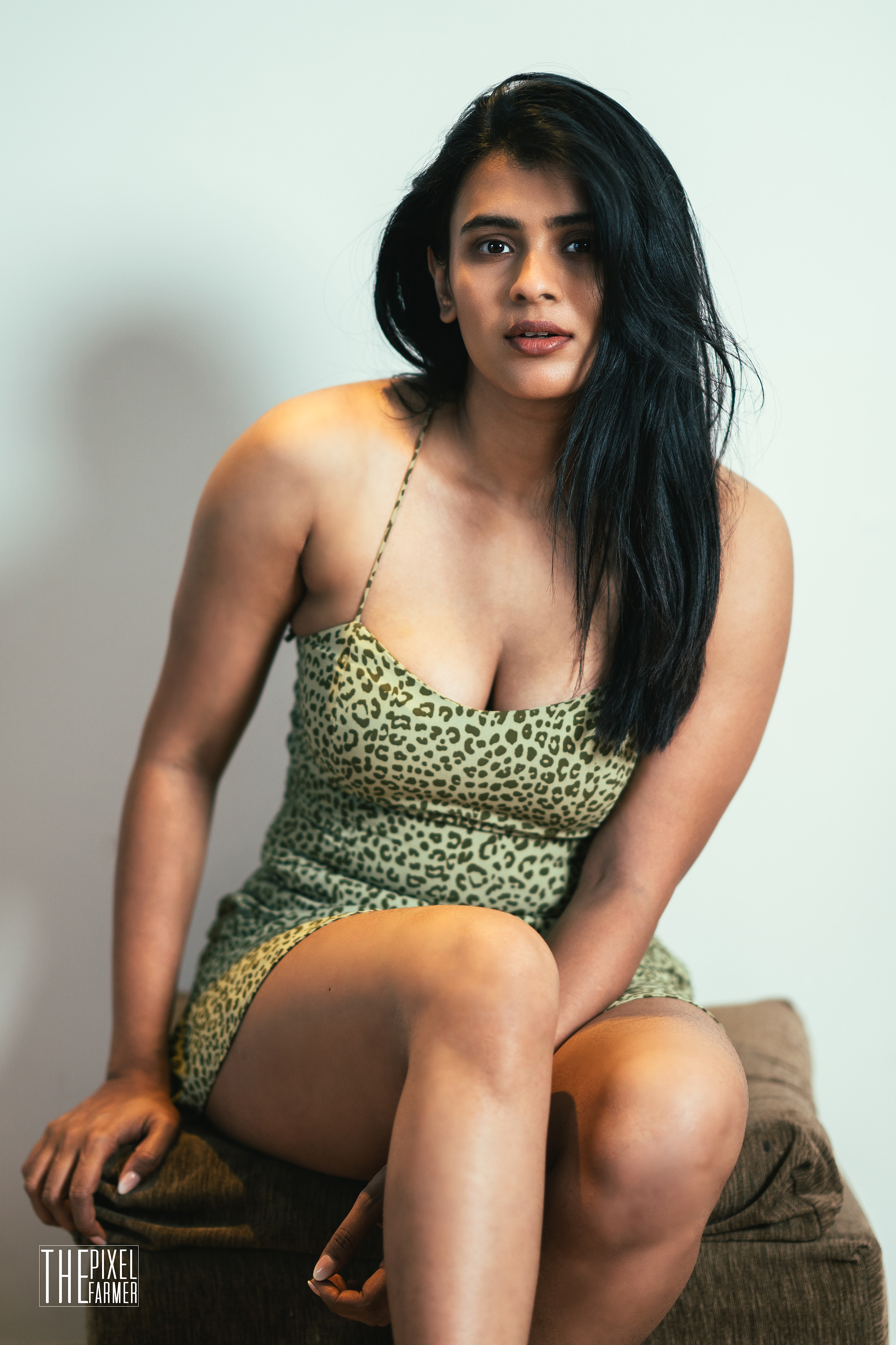 Hebah Patel hot HD stills showing her hot cleavage in short dress