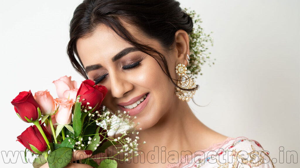 Nikki Galrani in saree photos at SIIMA 2021