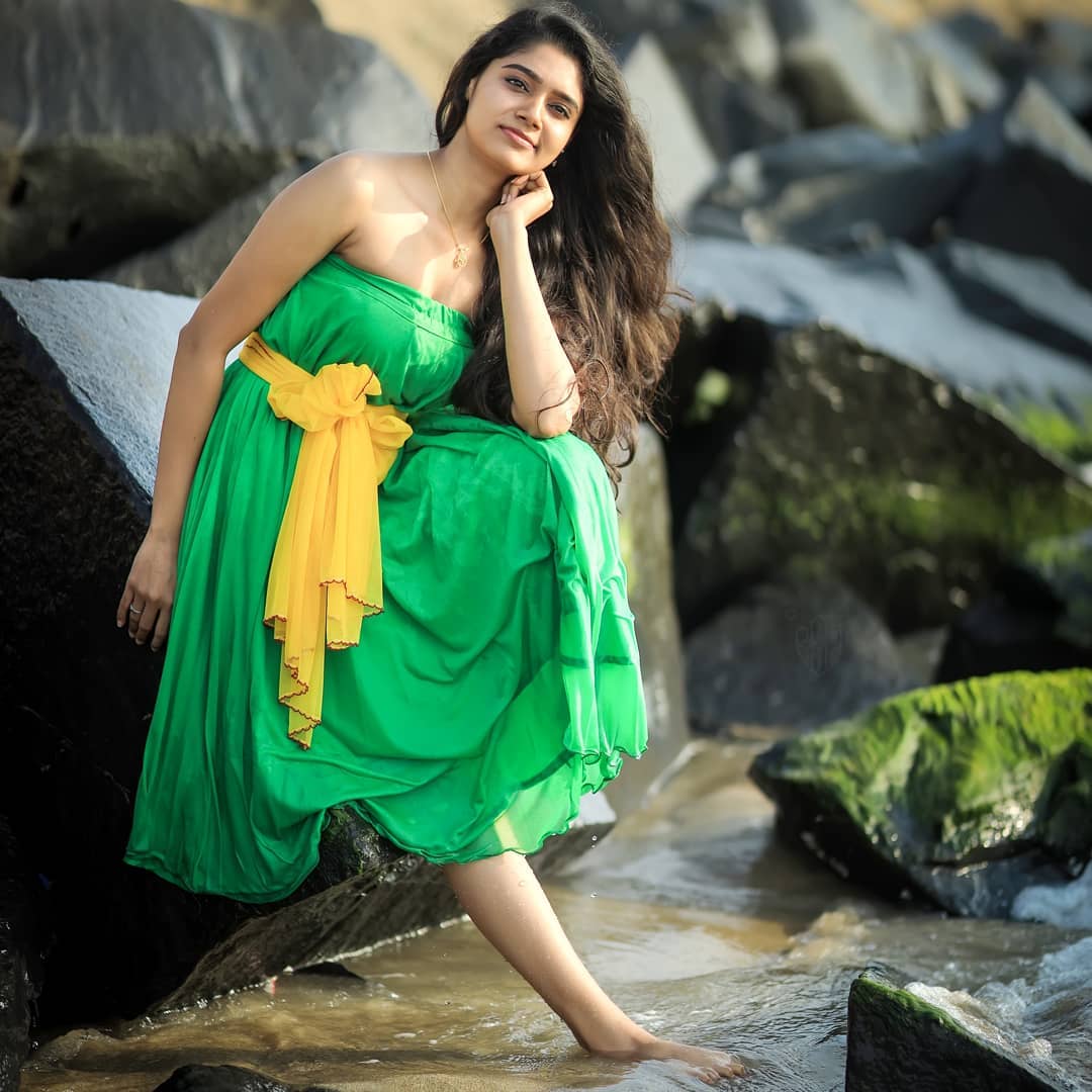 Actress Aradya latest photoshoot stills