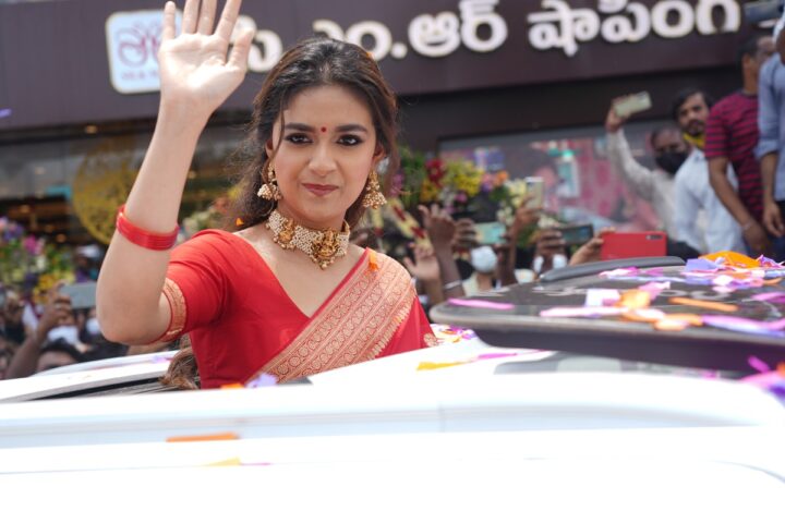 Keerthy Suresh in traditional Red Saree