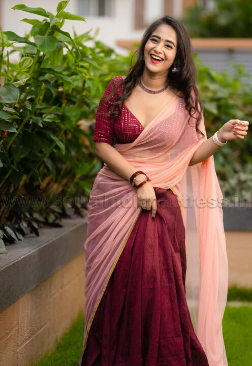 Deepthi Sunaina in half saree photoshoot stills