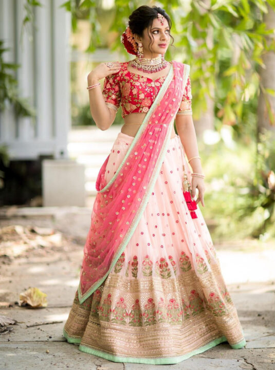 Delna Davis in pink lehenga photos