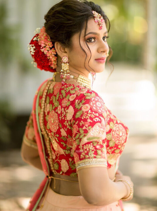 Delna Davis in pink lehenga photos