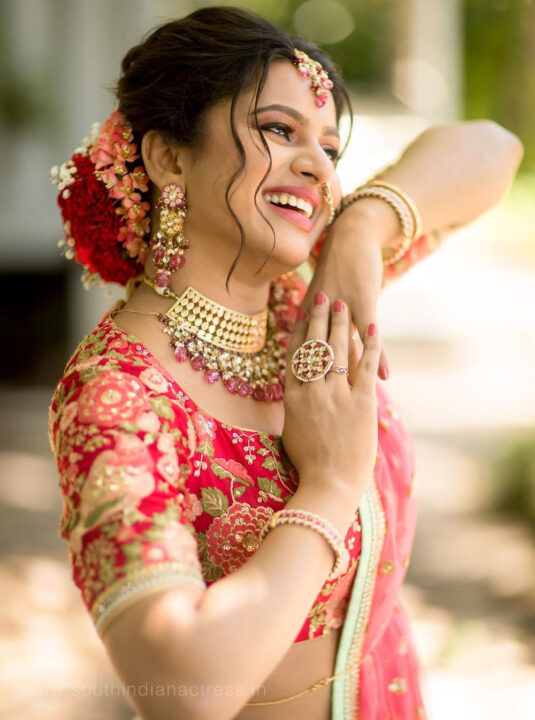 Delna Davis in pink lehenga photos