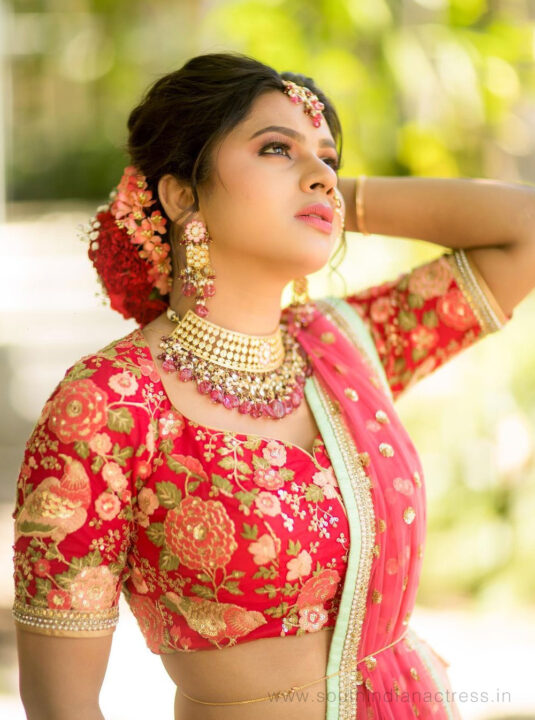 Delna Davis in pink lehenga photos