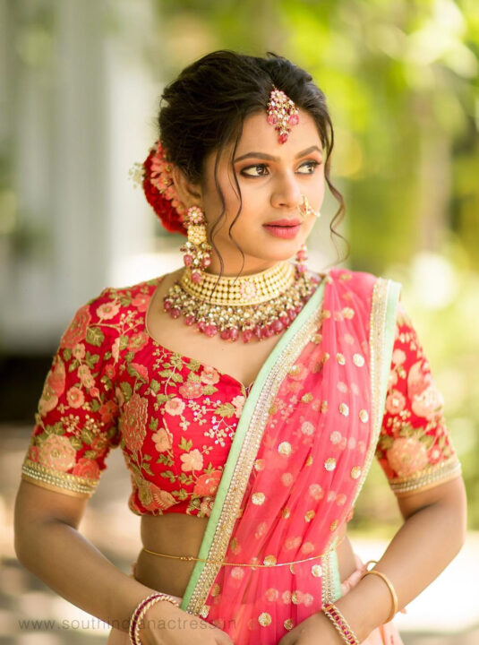 Delna Davis in pink lehenga photos