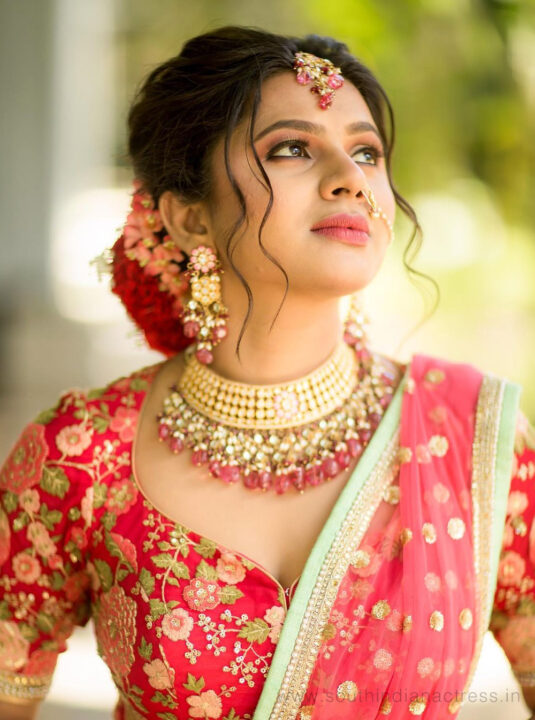 Delna Davis in pink lehenga photos