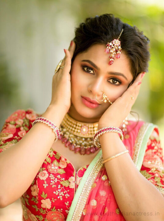 Delna Davis in pink lehenga photos