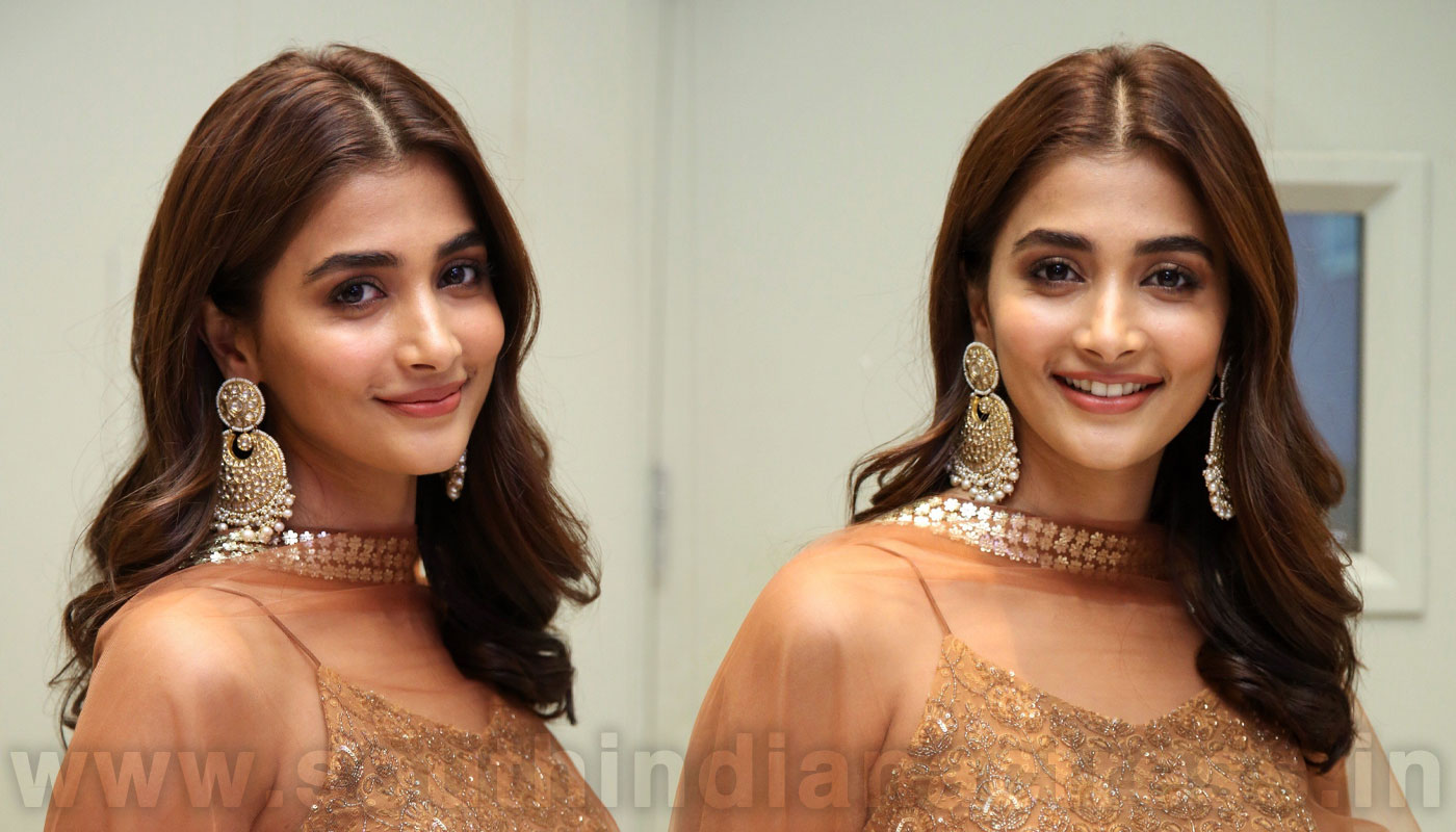 Pooja Hegde at Varudu Kaavalenu Sangeeth Event