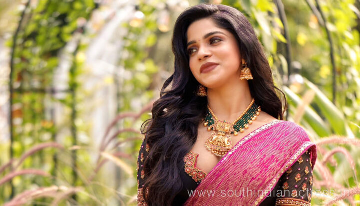 Divyabharathi in half saree photos