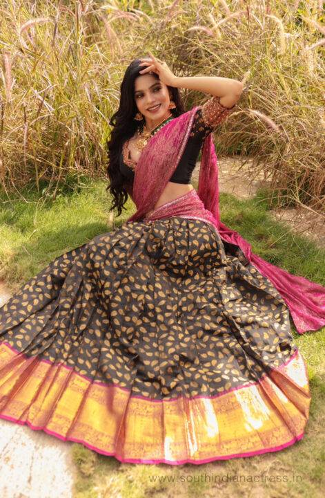 Divyabharathi in half saree photos