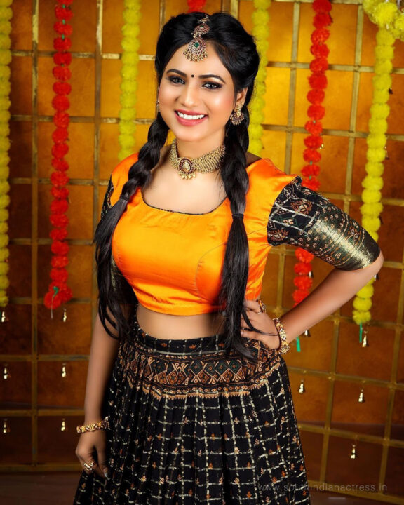 Kanmani Sekar in ethnic skirt and top photoshoot