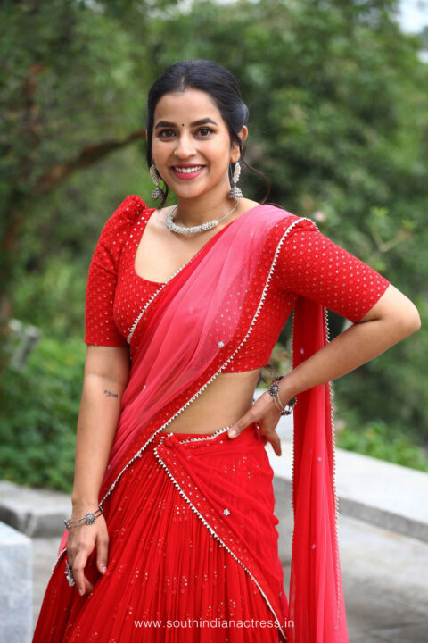 Komalee Prasad in red half saree at Sasivadane Opening