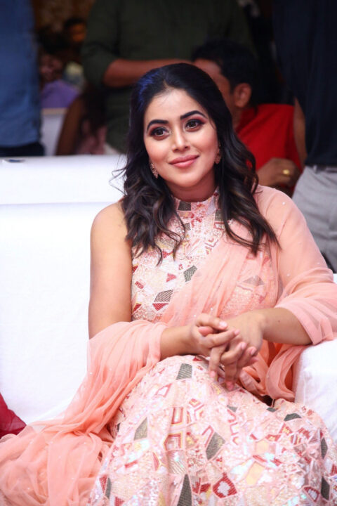 3 Roses web series actress Poorna photos