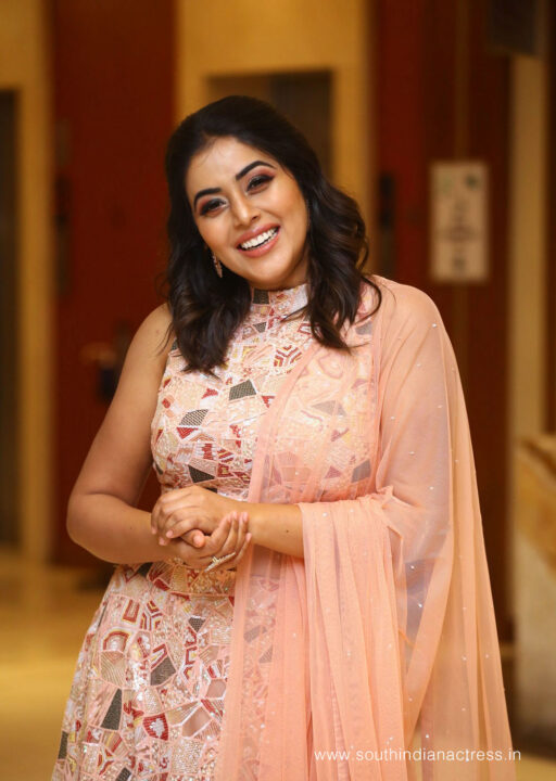 Shamna Kasim stills at 3 Roses Pre Release Event