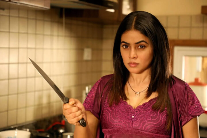 Shamna Kasim stills from Back Door movie