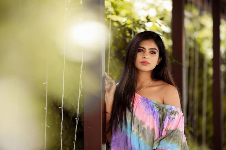 Spoorthi Gowda in off shoulder top