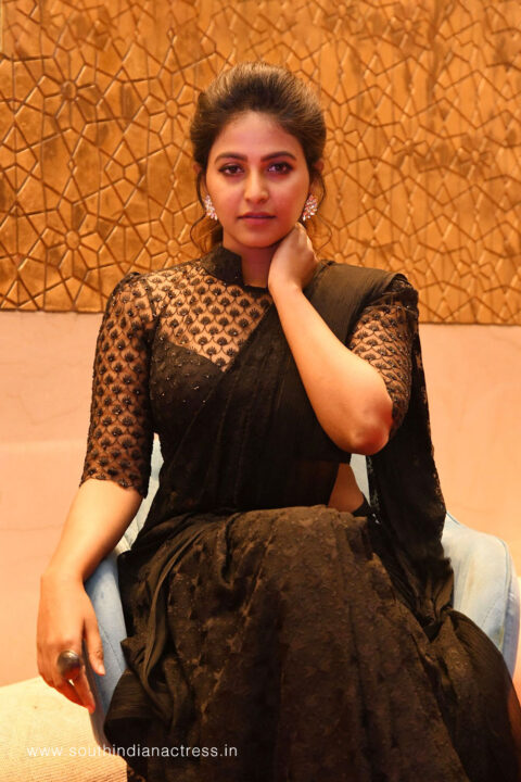 Anjali in black saree stills at Parampara trailer launch