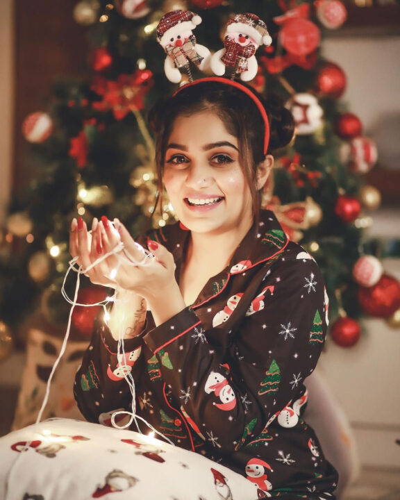 Arya Babu photos of Christmas 2021
