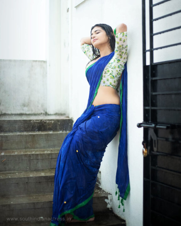 Dharsha Gupta hot stills in saree