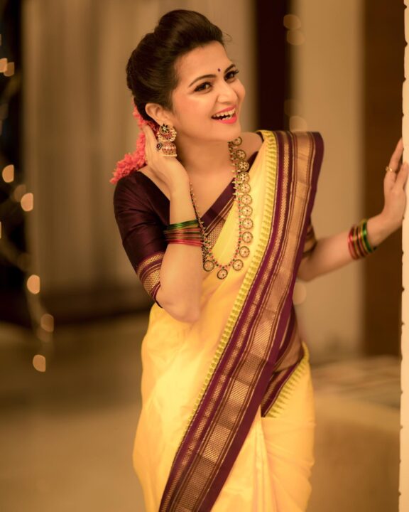 Dhivyadharshini Neelakandan in Kanchipuram silk saree