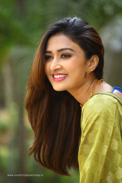 Farnaz Shetty at Induvadana Movie Success Meet