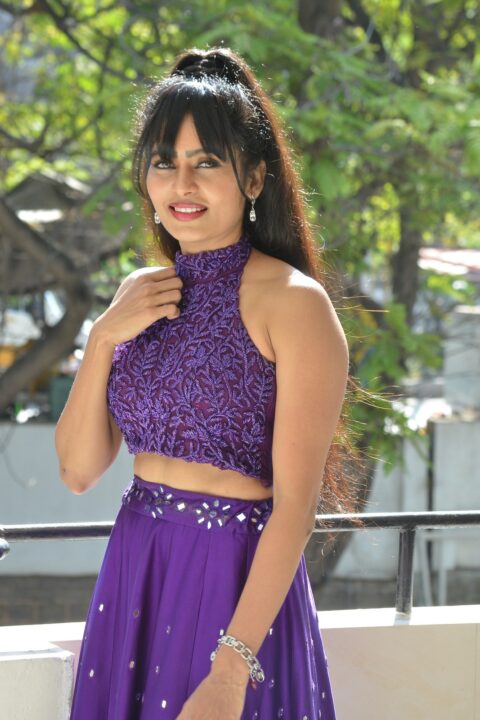 Actress Mihirah at VRGR Banners movies opening