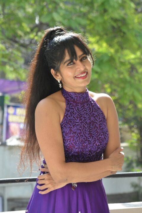 Actress Mihirah at VRGR Banners movies opening