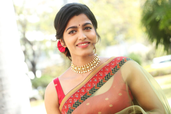 Sai Dhanshika saree stills at Shikaru Movie Trailer Launch