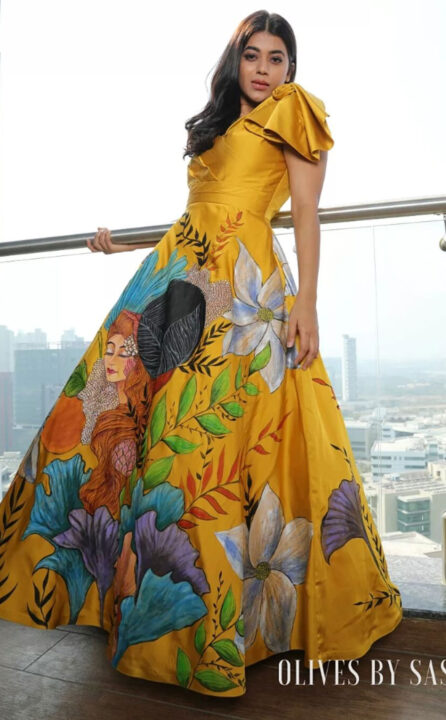 Yamini Bhaskar in Mustard yellow gown