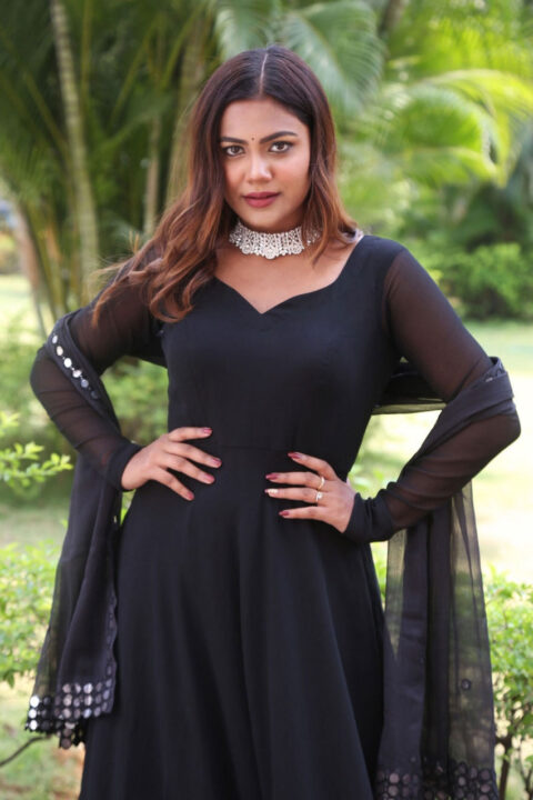 Ritu Shree stills at Amitabh Bachan Movie Press Meet