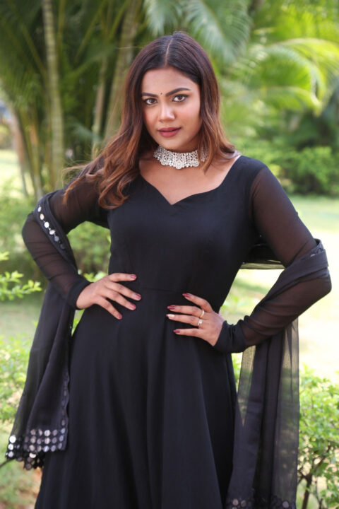 Ritu Shree stills at Amitabh Bachan Movie Press Meet