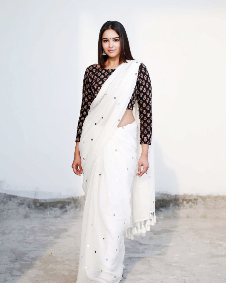 Pujita Ponnada in white saree photos - South Indian Actress
