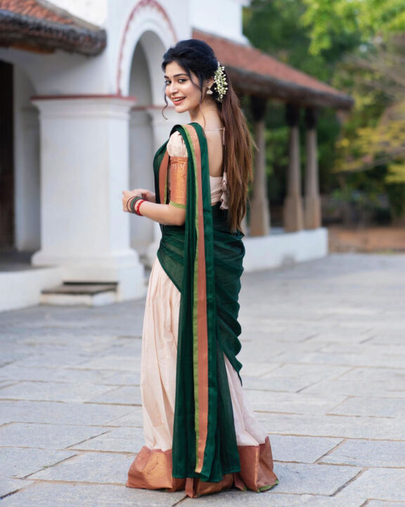 Dharsha Gupta in green half saree stills