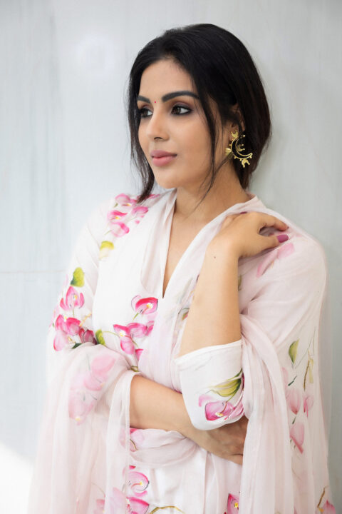 Samyuktha Menon in peach silk kurta